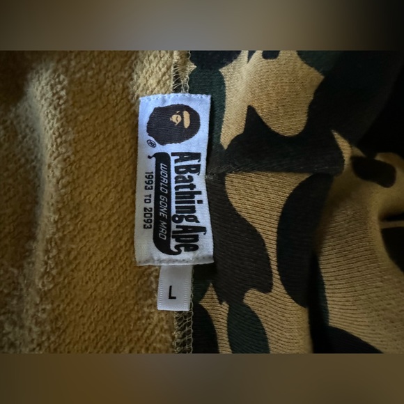 Bape hoodie size large - Picture 4 of 6